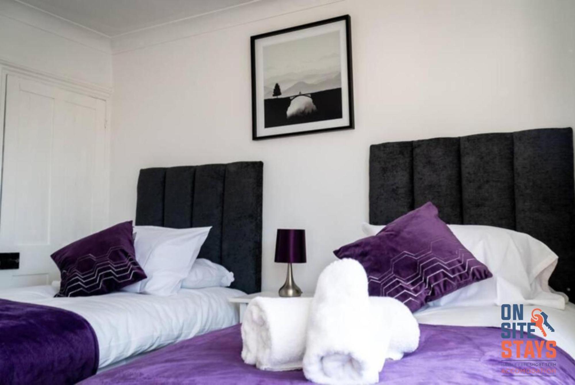 Holiday home Onsitestays - Contractor Friendly Retreat, 2-br Terrace House Near A2 *